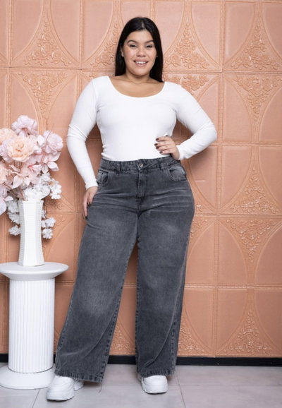 Wide leg rígido. T. del 50 al 56.