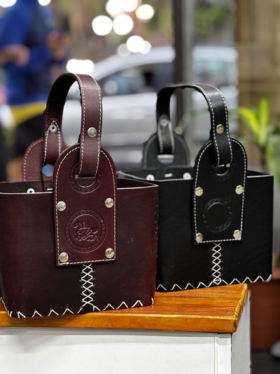 Matera Abierta de Cuero Labrado