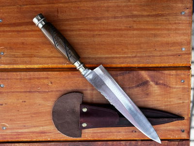 Cuchillo Artesanal con cabo de Alpaca c/alambre