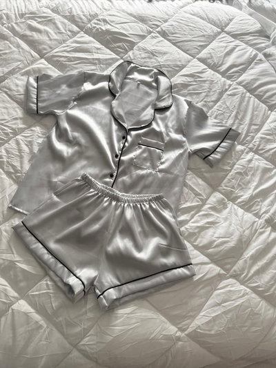 CAMISERO CORTO GRIS -SATEN-