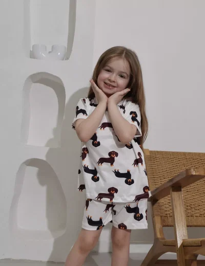 FULL PRINT CORTO PERRO SALCHICHA - KIDS -