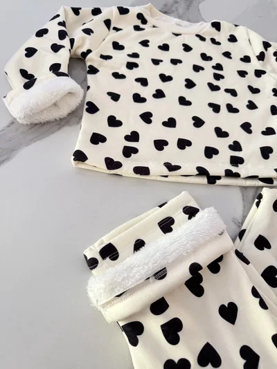 CONJUNTO JERSEY CORAZONES