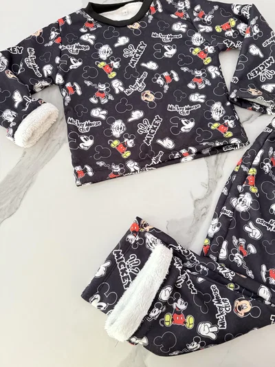 CONJUNTO JERSEY MICKEY - NEGRO -