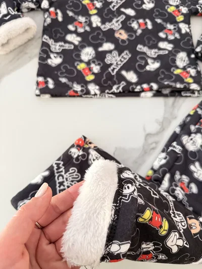 CONJUNTO JERSEY MICKEY - NEGRO -