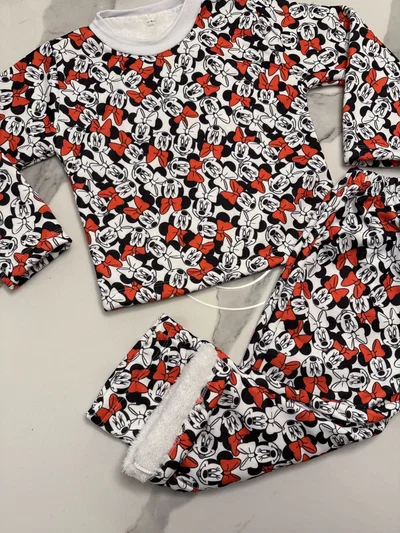 CONJUNTO JERSEY MINNIE 