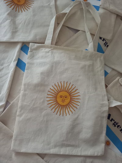 BOLSA DE LIENZO ARG SOL DE MAYO