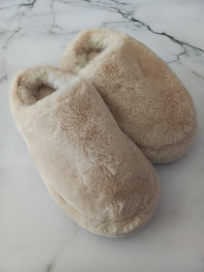 PANTUFLAS SEMICERRADAS BEIGE