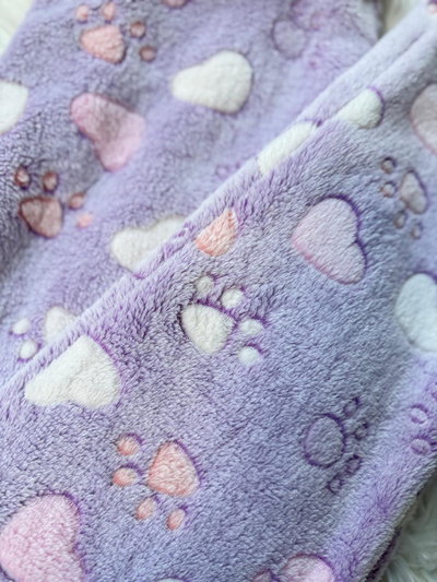 PANTALON POLAR SOFT LUMI CORAZONES Y HUELLITAS - LILA -