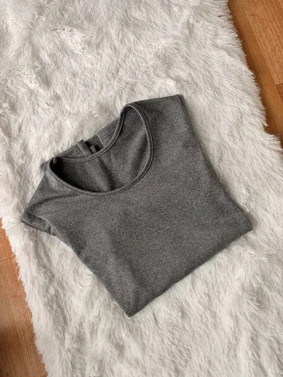 CAMISETA TERMICA GRIS