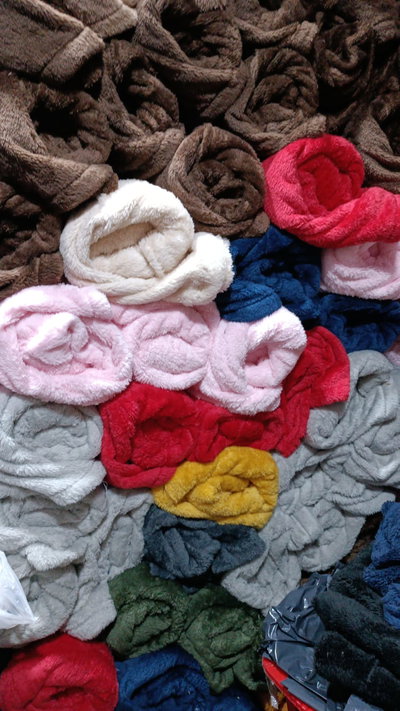 DOCENA SURTIDA MAXI BUZOS MANTA CORDERITO