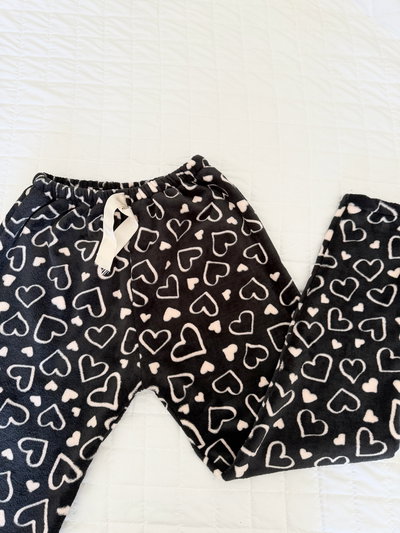 PANTALON POLAR SOFT NEGRO CORAZONES