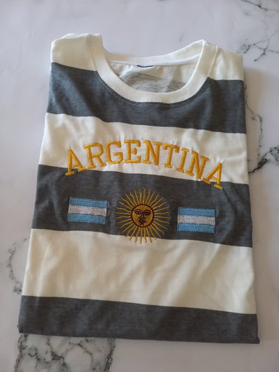 DOCENA SURTIDA REMERAS ARGENTINA UNISEX