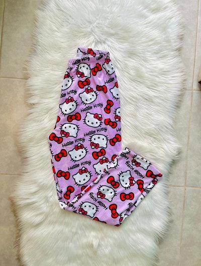 PANTALON PLUSH KITTY LILA