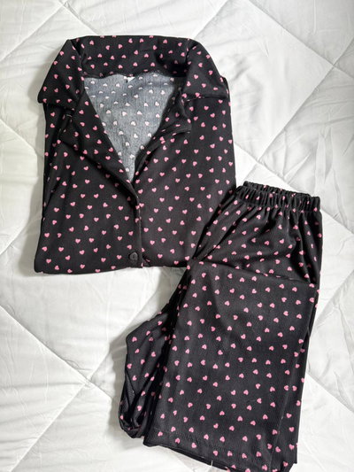 CAMISERO LARGO NEGRO CORAZONES  -MORLEY ESTAMPADO-