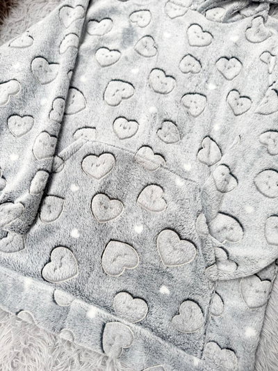 MAXI BUZO POLAR SOFT CORAZONES CARAS - GRIS- 