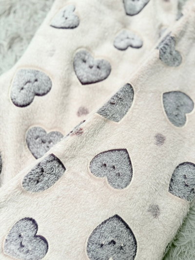 PANTALON POLAR SOFT LUMI CORAZONES CARAS 