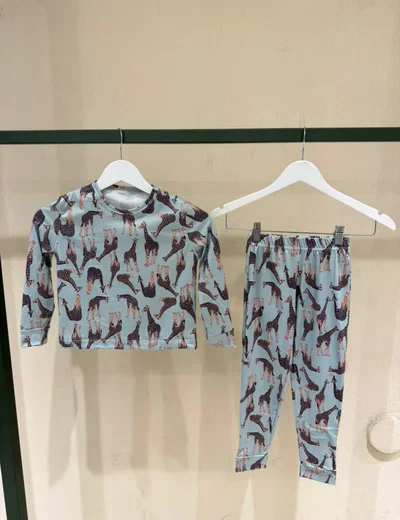FULL PRINT LARGO JIRAFAS - KIDS -