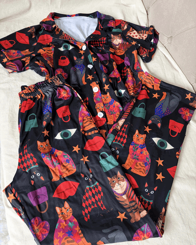 CAMISERO LARGO NEGRO GATOS - MANGA CORTA -