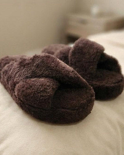 PREVENTA PANTUFLA TOKIO - CHOCOLATE -