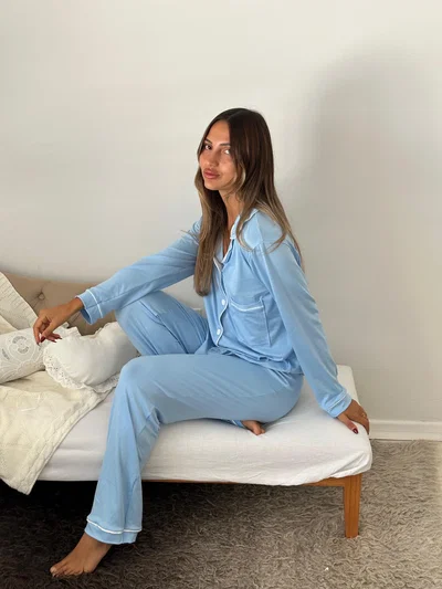 CAMISERO LARGO CELESTE - MANGA LARGA -