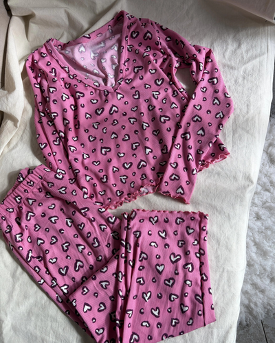 PIJAMA PILI - ROSA CORAZONES -