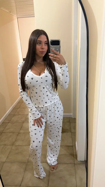 PIJAMA PILI - FLORCITAS BLANCO -