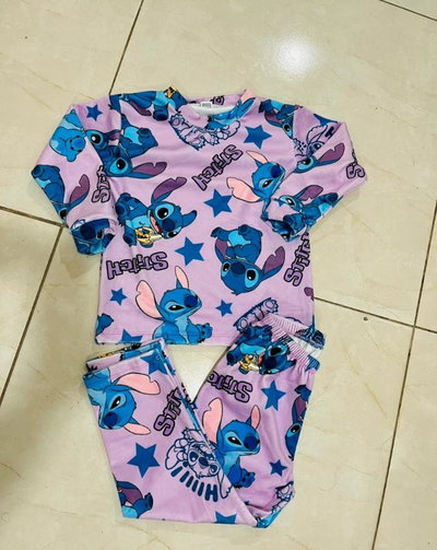 CONJUNTO PLUSH STITCH LILA