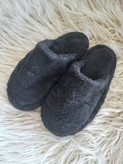 PANTUFLAS PELUCHE NEGRO