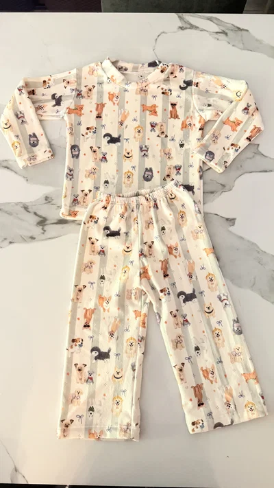 CONJUNTO PLUSH KIDS - PERROS -
