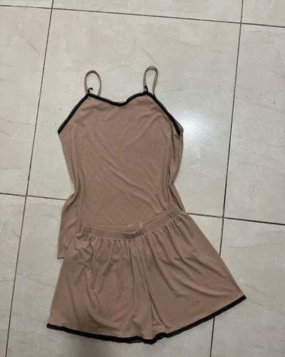 PIJAMA CORTO MORLEY LISO BEIGE