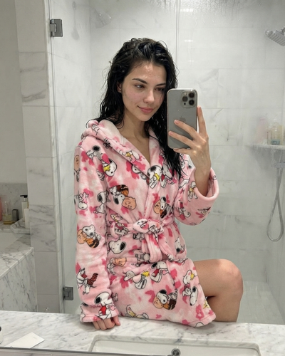 BATA SECADO RAPIDO SNOOPY ROSA