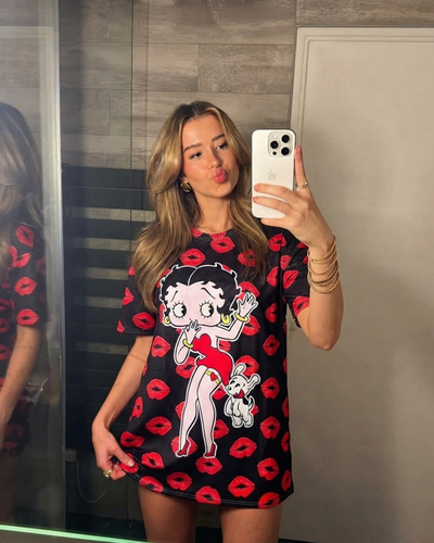 REMERON ANIMADO BETTY BOOP KISS