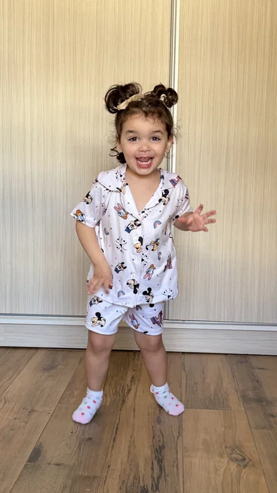 CAMISERO CORTO KIDS - MICKEY AMIGOS -