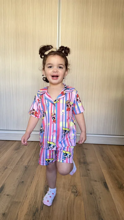 CAMISERO CORTO KIDS - CHICAS SUPERPODEROSAS RAYADO -