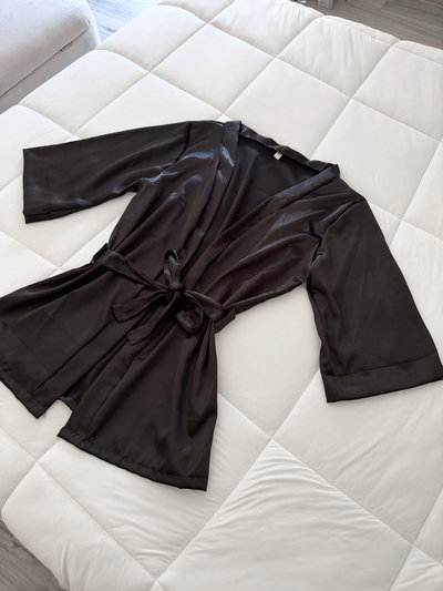 BATA SATEN NEGRO