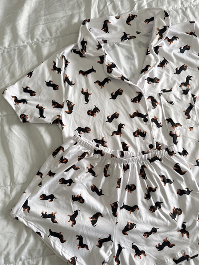 CAMISERO CORTO PERRO SALCHICHA