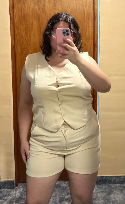 CONJUNTO SASTRERO CORTO BEIGE