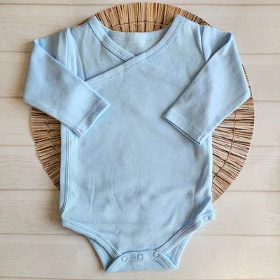 Body cruzado mangas largas