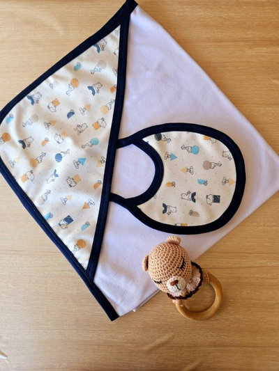 Manta recibidora Premium + babero