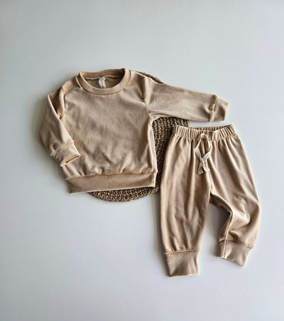 Conjunto de plush simple: Buzo + pantalón