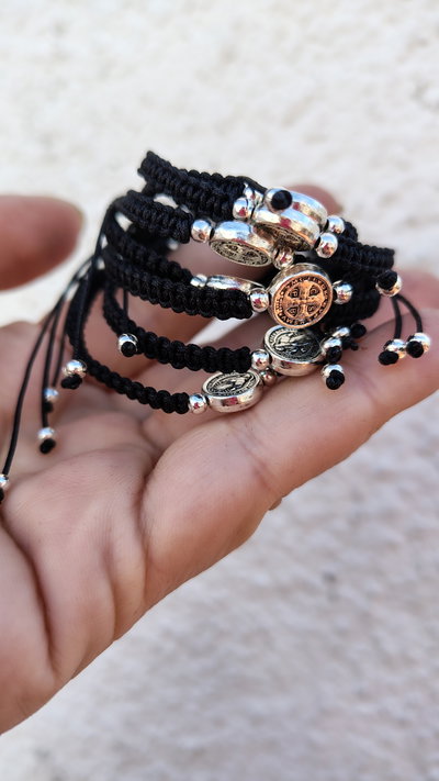 Pulsera Tejida San Benito Negro