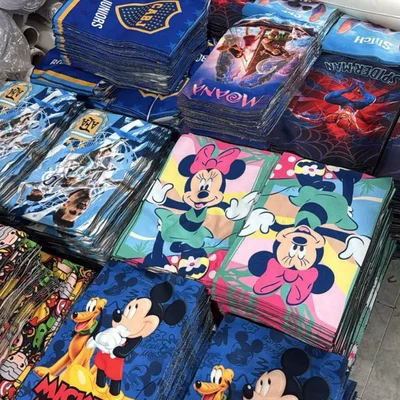 TOALLA DE CARTERA DISNEY 30X45 CM