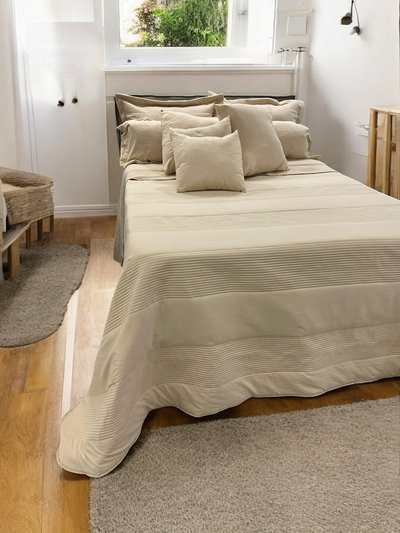 Cover de media estación Queen 