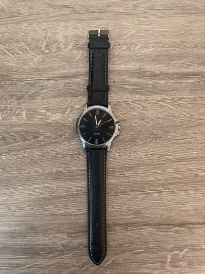Reloj basico malla de ecocuero