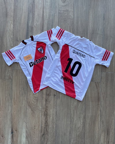 Camisetas river titular 2025/26 Quintero y Salas niños