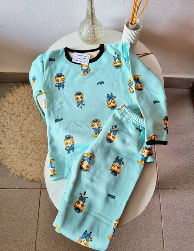 Pijama frizado nene