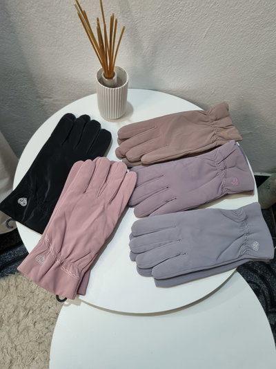 Guantes de mujer impermeables con peluchito