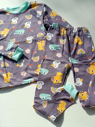 Último pijama nena T. 9-10