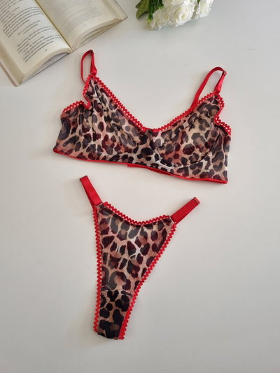 Conjunto Zyra print rojo