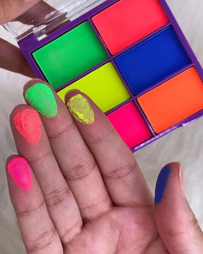 Paleta de sombras de ojos Xplose Colors